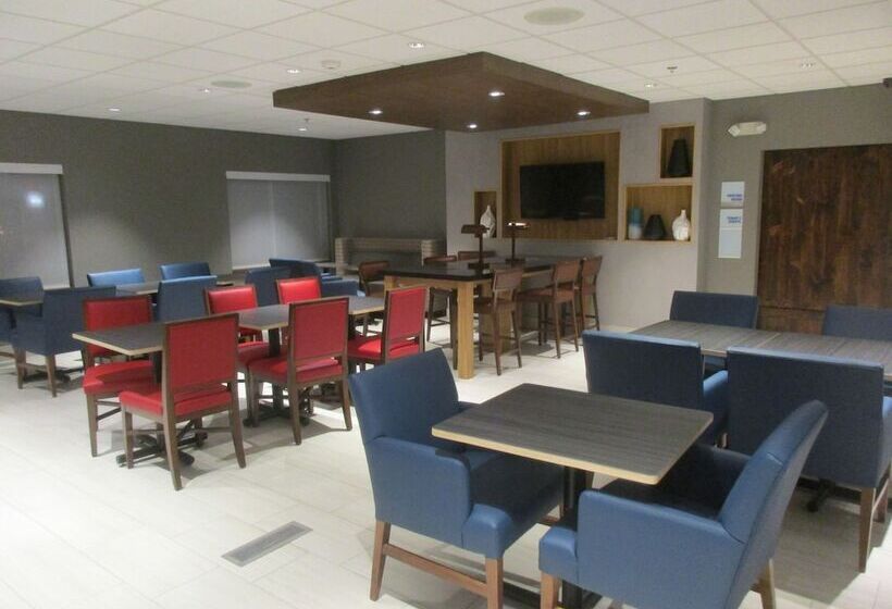 فندق Holiday Inn Express Oneill By Ihg