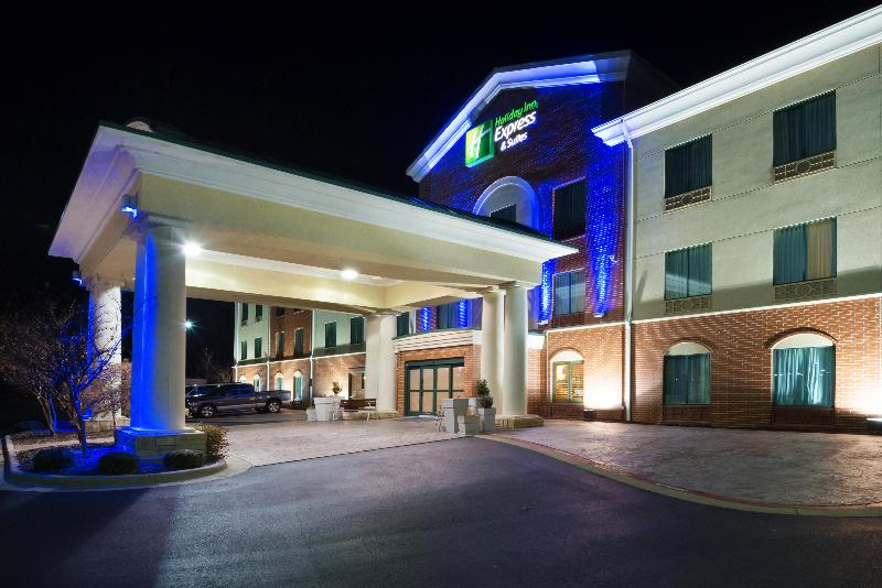 Отель Holiday Inn Express Suites Little Rock West, An Ihg