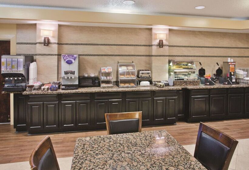 בית מלון כפרי La Quinta Inn & Suites By Wyndham Hot Springs