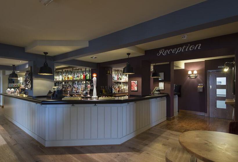هتل Owl, Hambleton By Marston S Inns