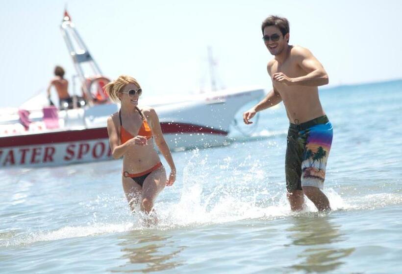 هتل Trendy Side Beach Adults Only
