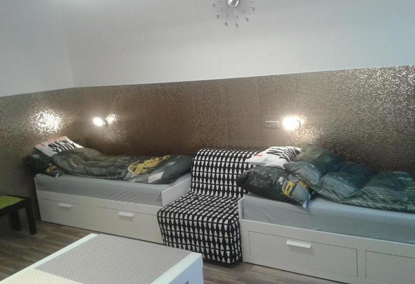 Patrik S Budapest Center Apartment