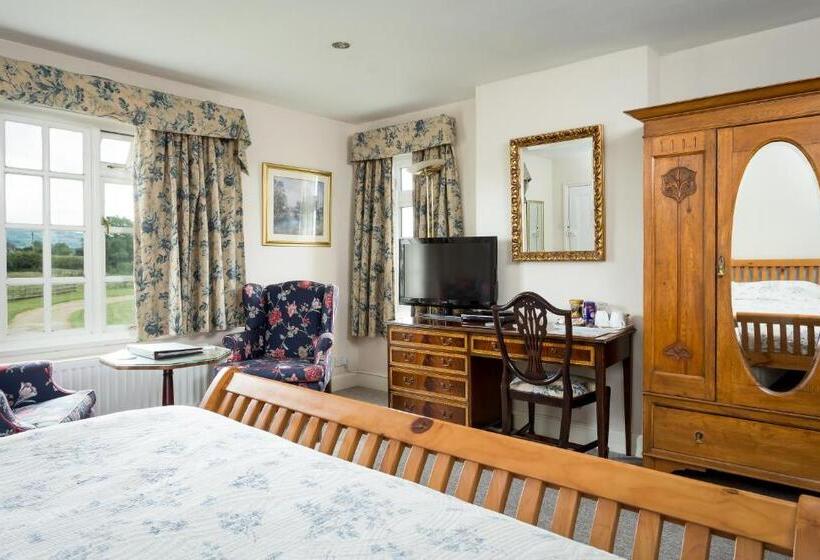 مبيت وإفطار Lowerfield Farm