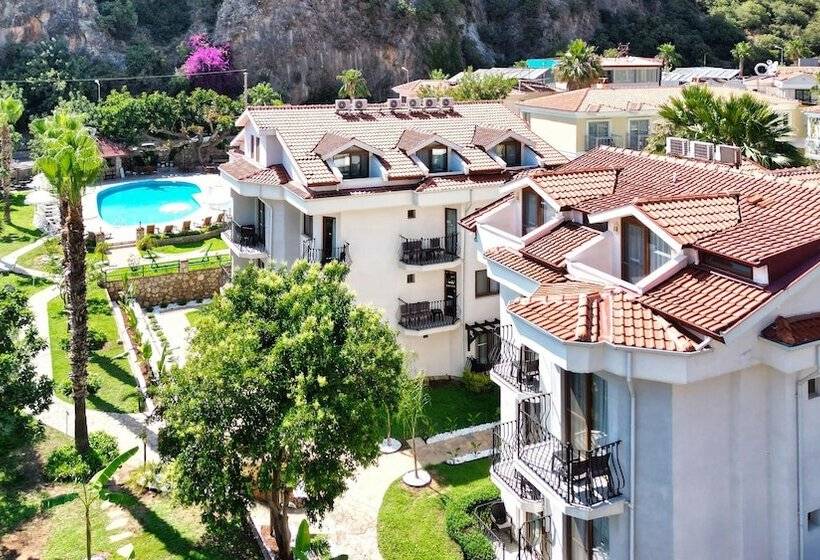 هتل Ata Lagoon Beach