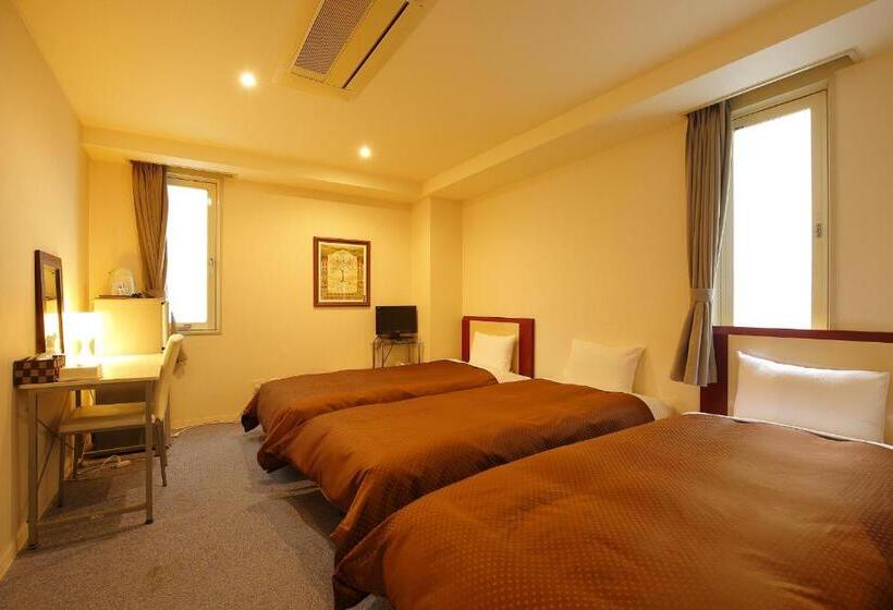 فندق Grampus Inn Osaka