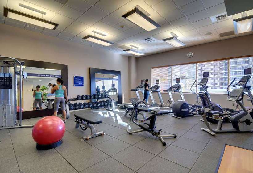 هتل Hampton Inn & Suites Miami/brickelldowntown