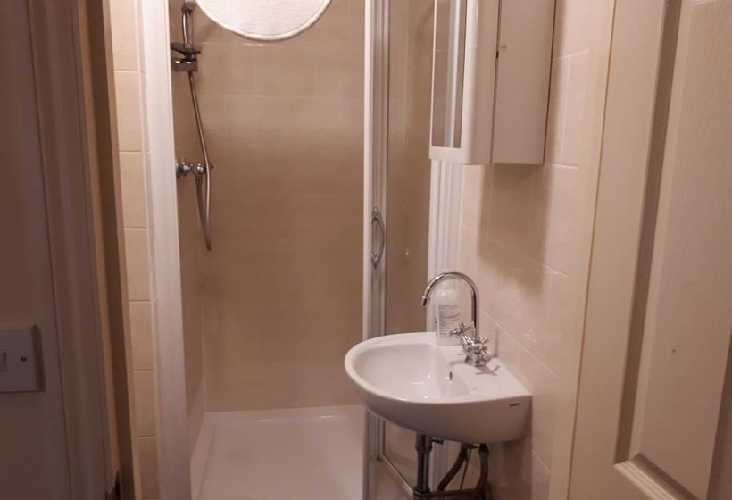 Shamrock Guest House