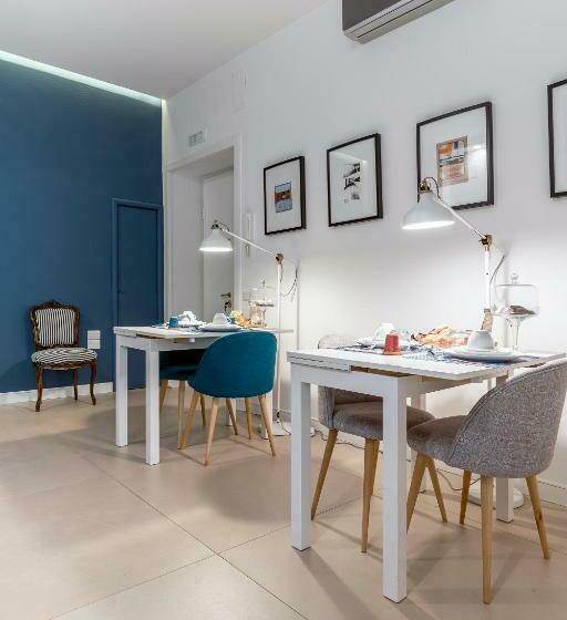 Starhost   Petit B&b