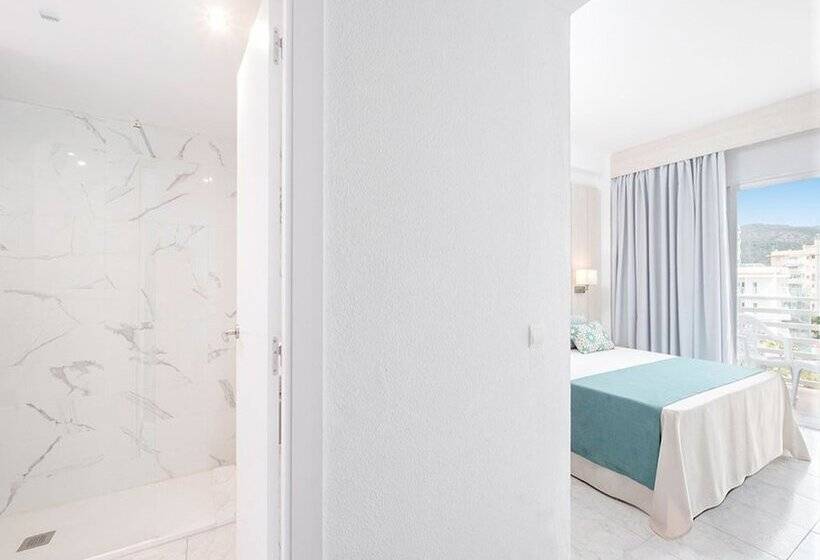 Azuline Hotel Palmanova Garden