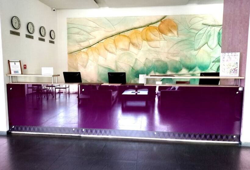 酒店 Celebration Lavasa