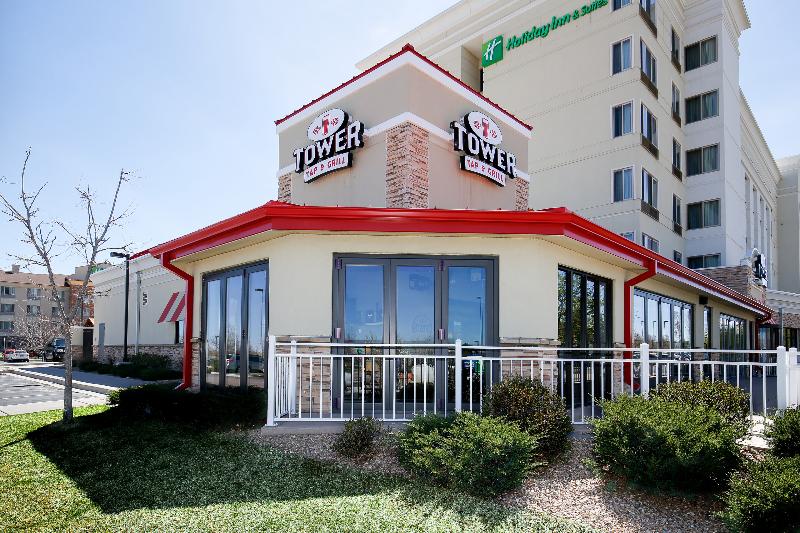 هتل Doubletree By Hilton Denver International Airport