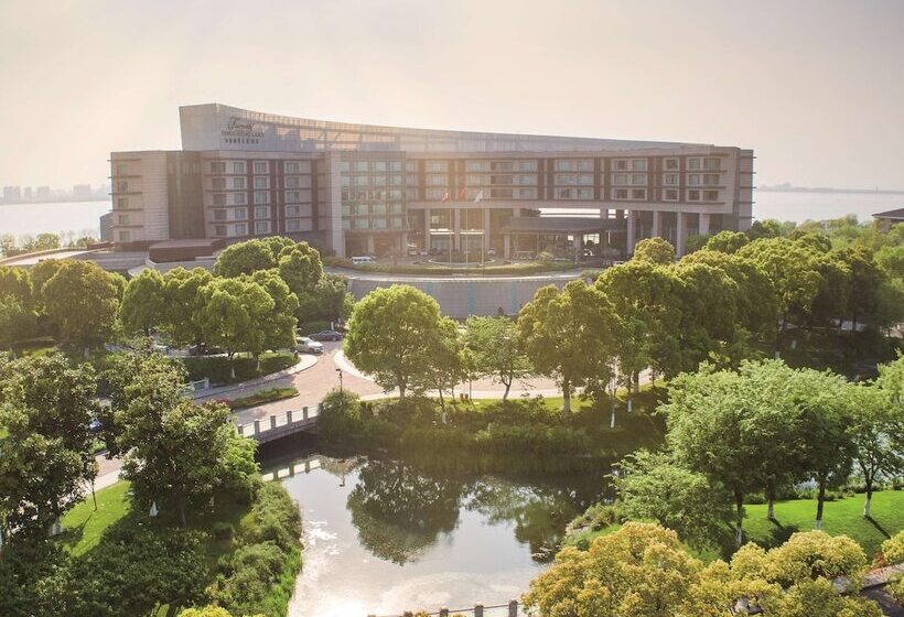 فندق Fairmont Yangcheng Lake