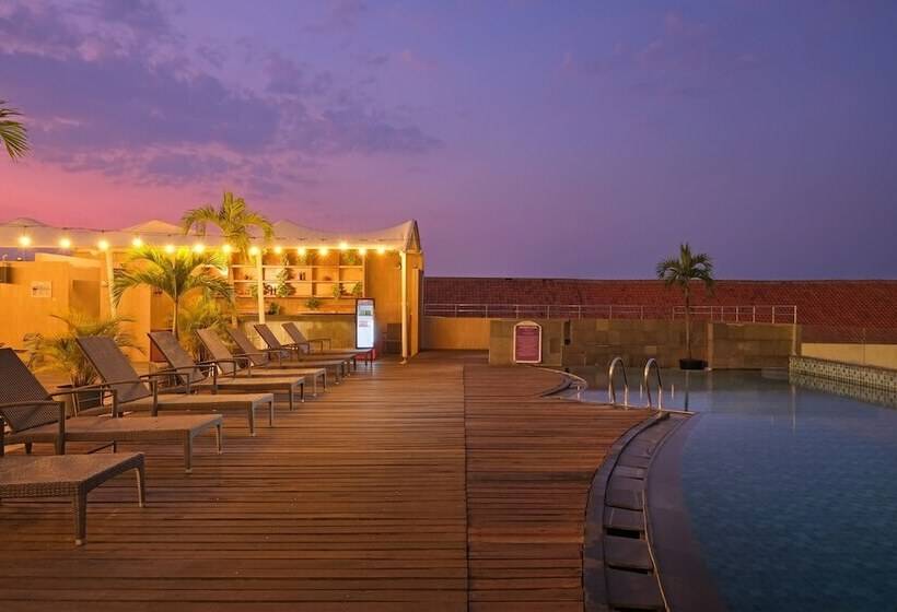 Quest Hotel Simpang Lima   Semarang By Aston