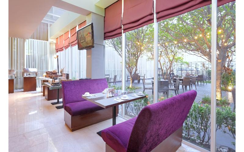 Quest Hotel Simpang Lima   Semarang By Aston