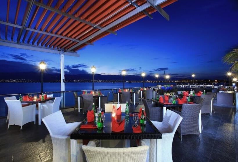 Swiss Belhotel Silae Palu