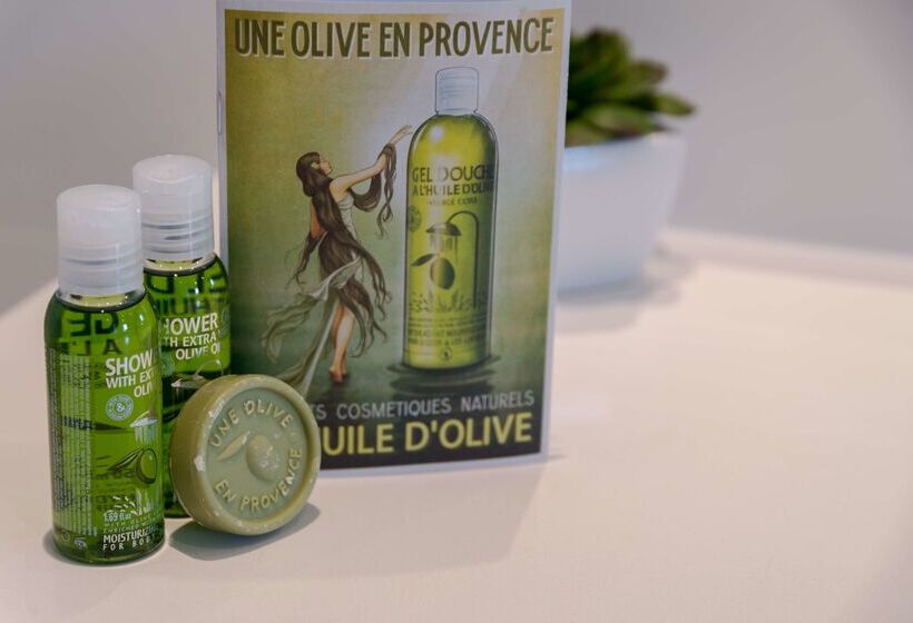 فندق Val Baussenc, The Originals Relais