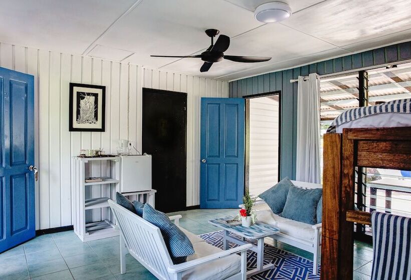 استراحتگاه Turtle Bay Lodge