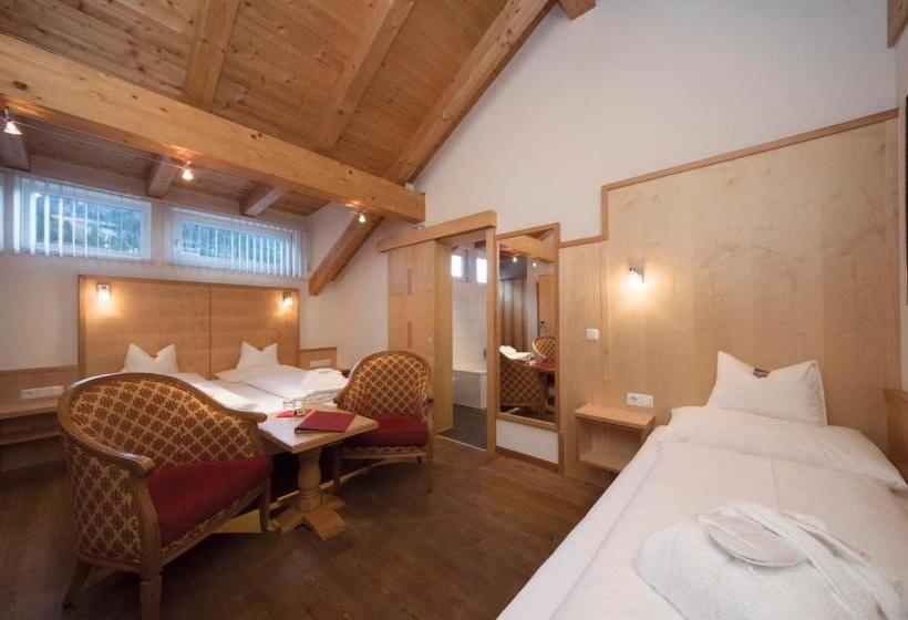 هتل Garni Passeier