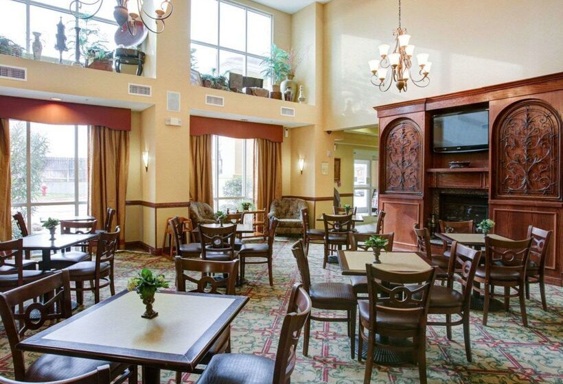 هتل Comfort Suites University Drive
