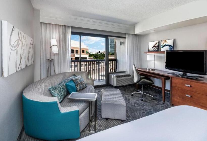 فندق Courtyard By Marriott Oklahoma City Downtown