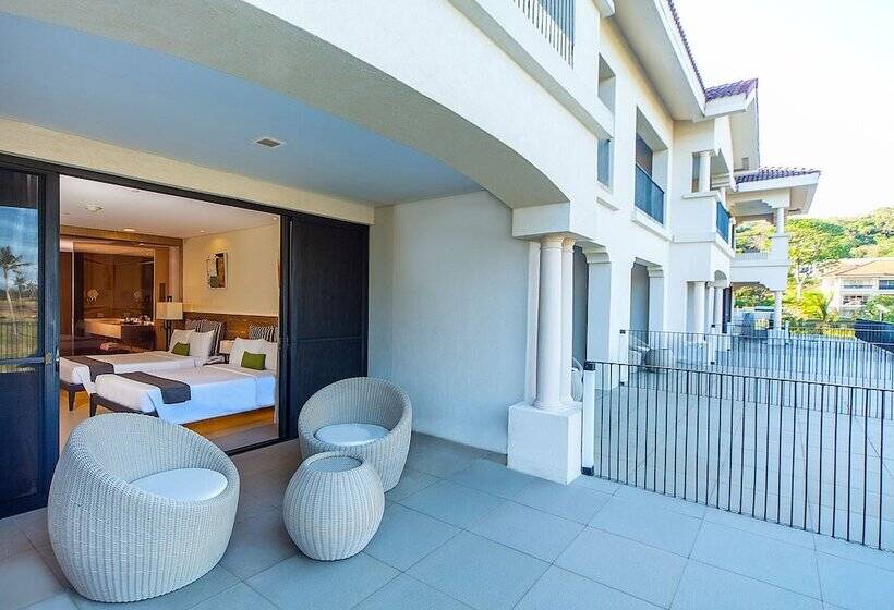 בית מלון כפרי Fairways And Bluewater Boracay