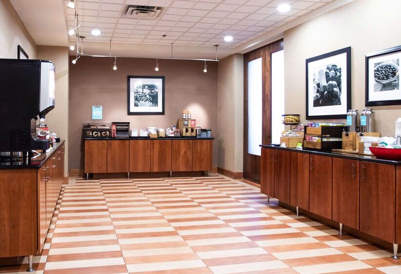 فندق Hampton Inn Gloucester