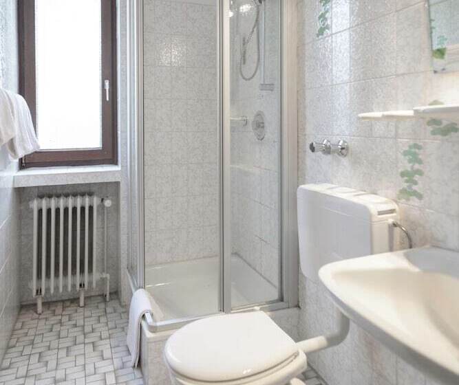 هتل Hannover Airport By Premiere Classe