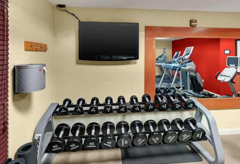 בית מלון כפרי Hilton Garden Inn Oklahoma City North Quail Springs