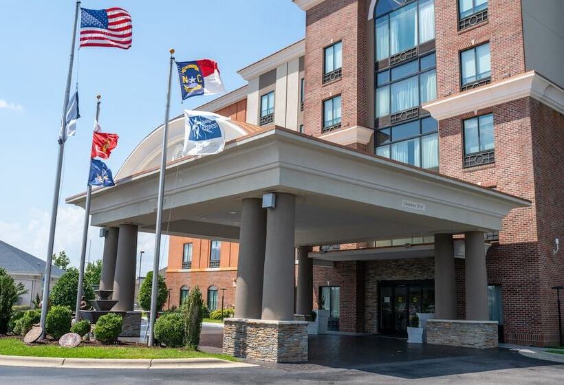 Holiday Inn Express Hotel & Suites Hope Mills Fayetteville Airport, An Ihg