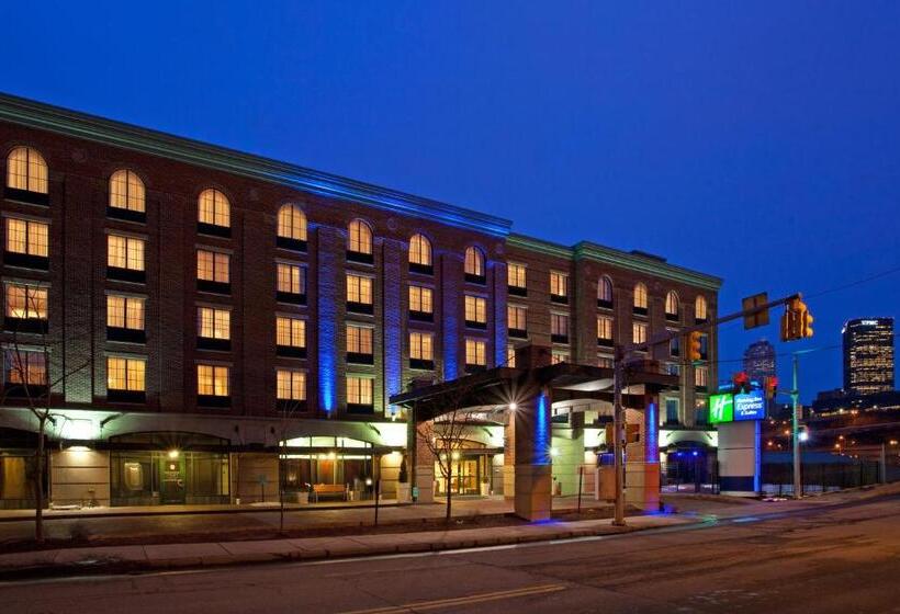 Holiday Inn Express Hotel & Suites Pittsburgh South Side, An Ihg
