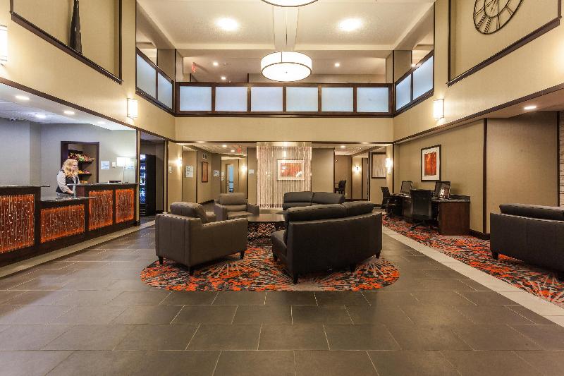 هتل Holiday Inn Express & Suites Rapid City, An Ihg