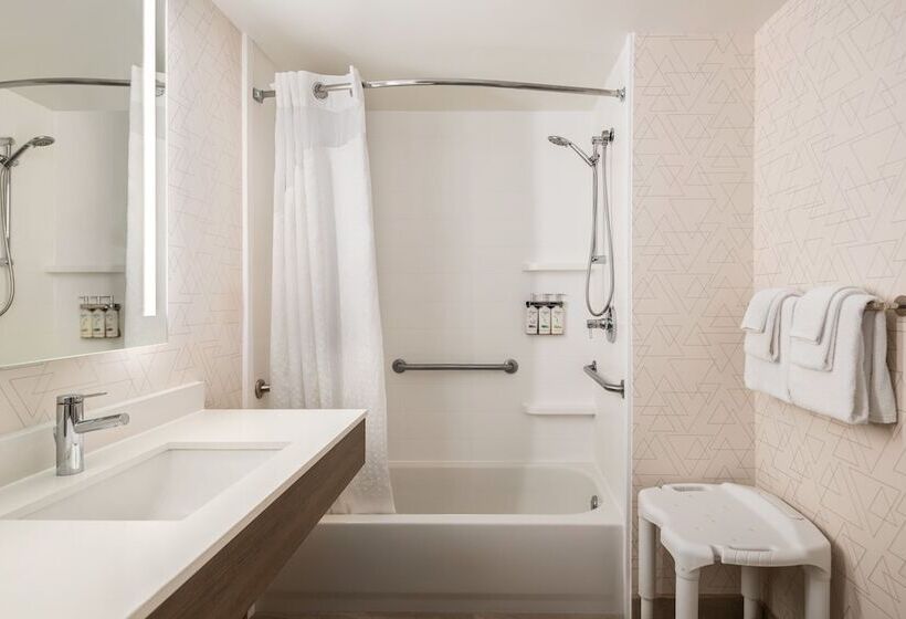 هتل Holiday Inn Express & Suites Mobile West I 10, An Ihg