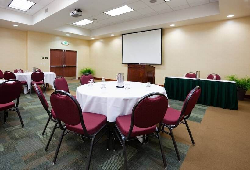 هتل Holiday Inn Madison At The American Center, An Ihg