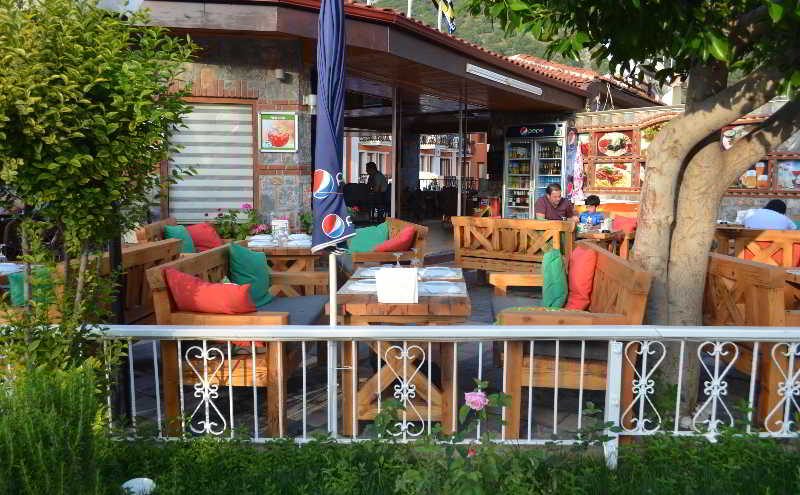 هتل Magic Tulip Beach