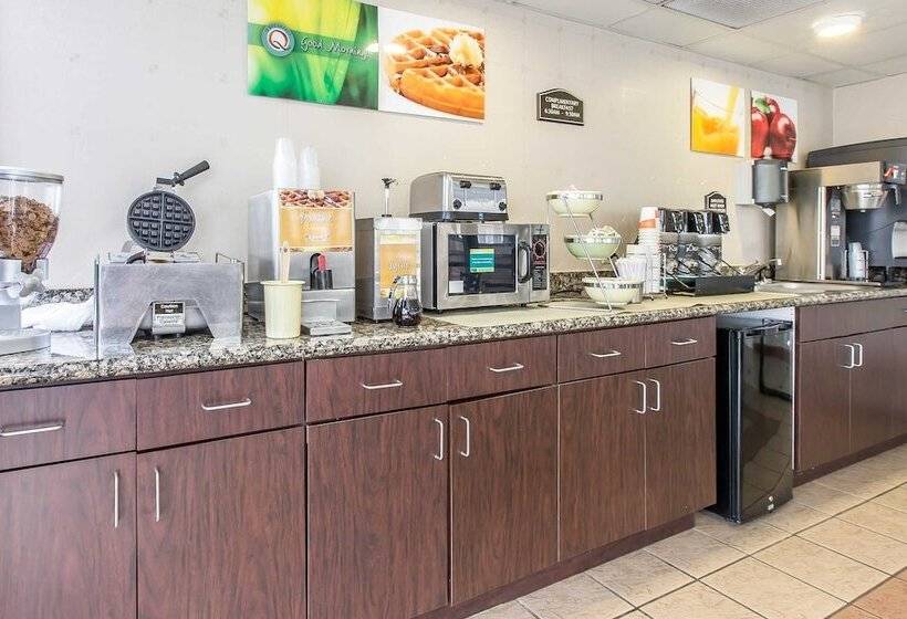 هتل Quality Inn Montgomery South