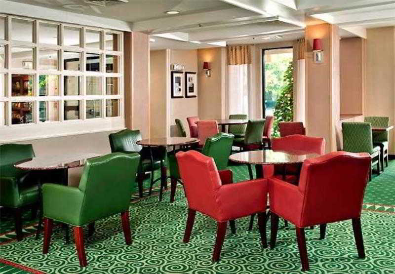 هتل Sonesta Select Durham Research Triangle Park