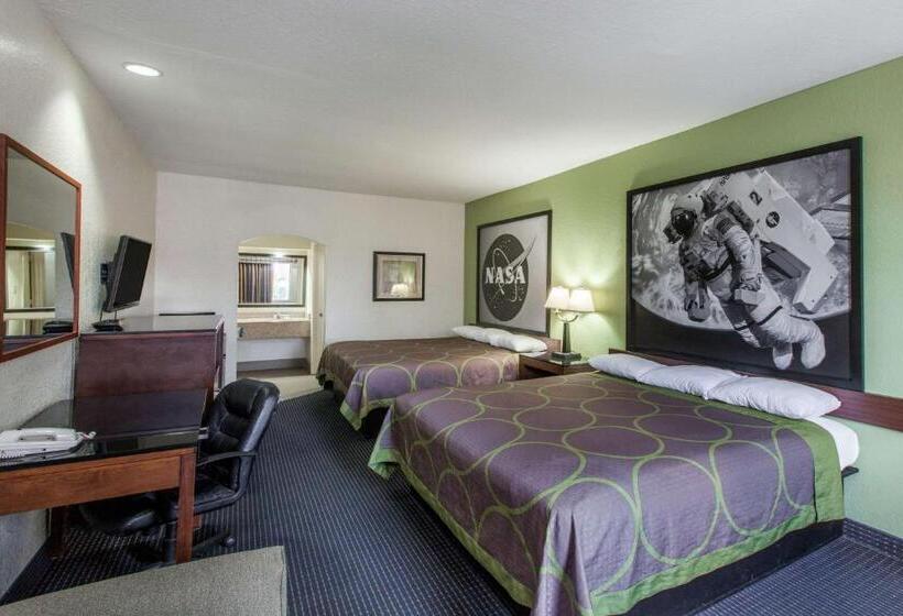 هتل Super 8 By Wyndham Houston Hobby Airport South