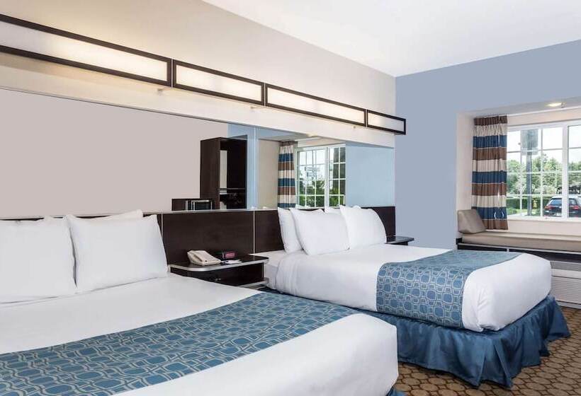 Microtel Inn & Suites By Wyndham Spring Hill/weeki Wachee