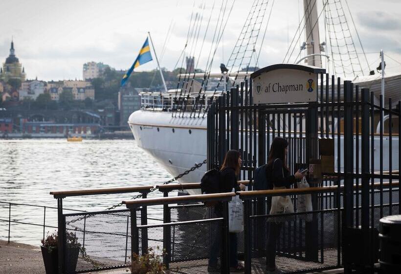 فندق صغير Stf Af Chapman & Skeppsholmen