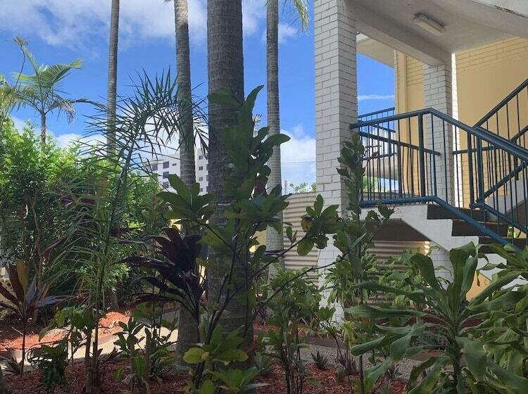 Broadwater Keys
