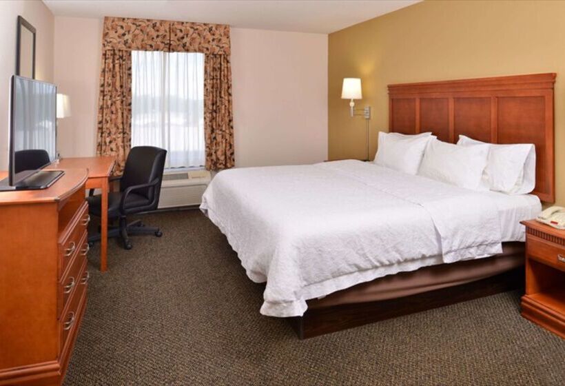 בית מלון כפרי Hampton Inn & Suites Richmond, In