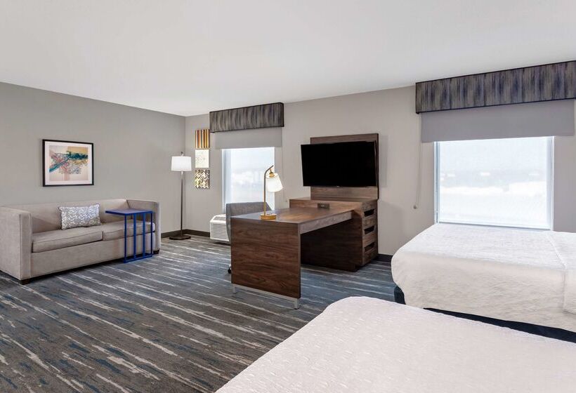 בית מלון כפרי Hampton Inn & Suites Richmond, In