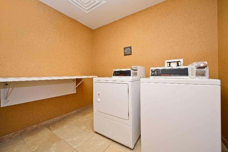 בית מלון כפרי Hampton Inn & Suites Richmond, In