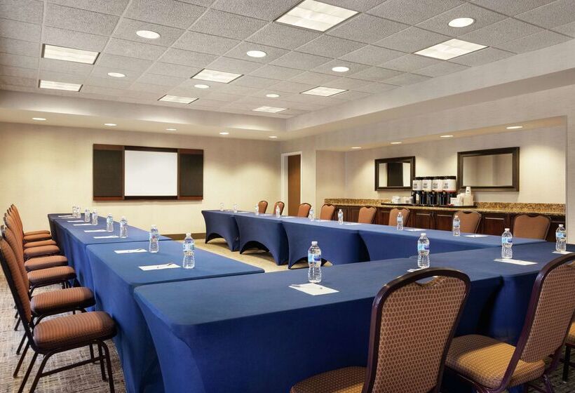 호텔 Hampton Inn & Suites Rogers