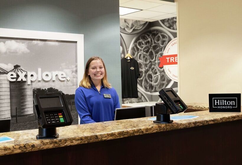 호텔 Hampton Inn & Suites Rogers