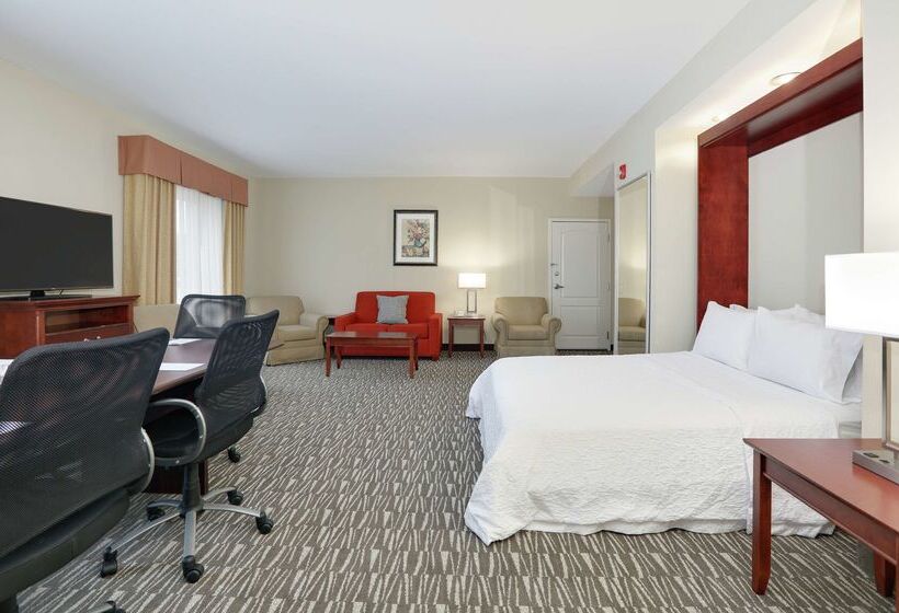בית מלון כפרי Hampton Inn & Suites Southern Pines Pinehurst