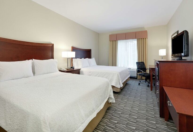 בית מלון כפרי Hampton Inn & Suites Southern Pines Pinehurst