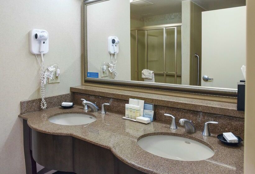 호텔 Hampton Inn & Suites Youngstown Canfield