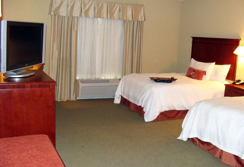فندق Hampton Inn Calera