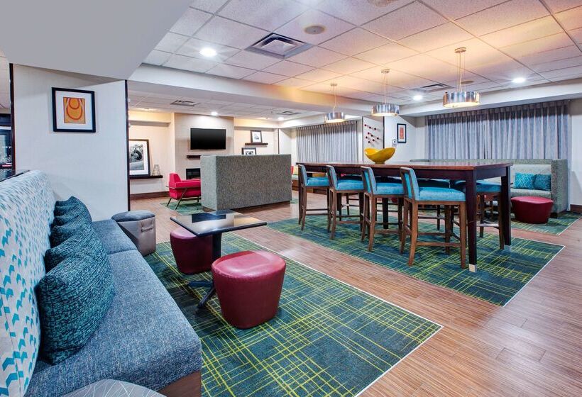 ホテル Hampton Inn Clarion